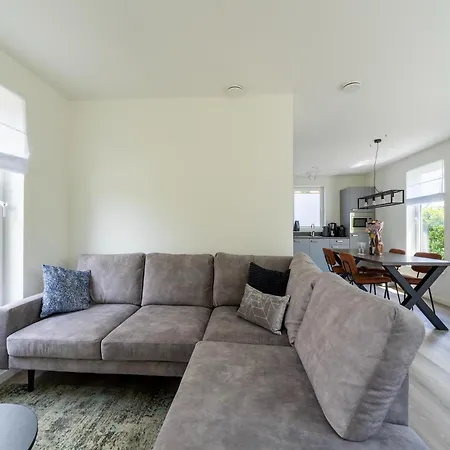 With Sauna, Garden, Cleaning Included Simonshaven