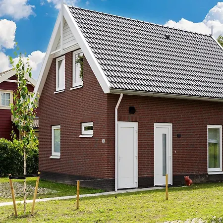 別荘 With Sauna, Garden, Cleaning Included Simonshaven